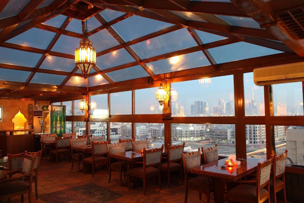 Sea View Hotel Dubai Bagian luar foto