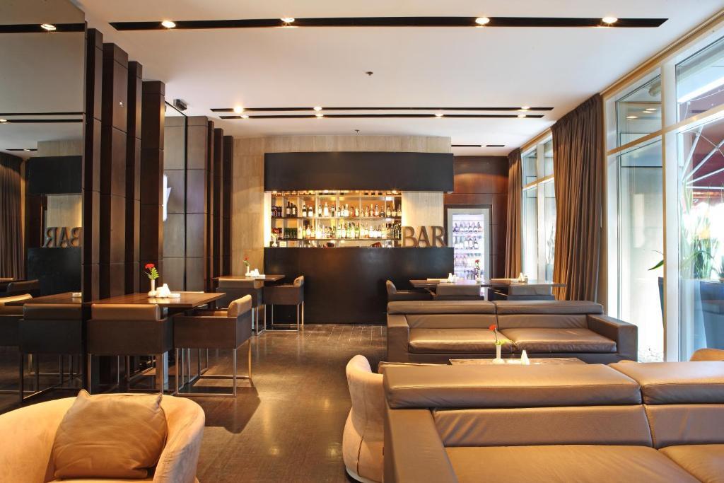 Sea View Hotel Dubai Bagian luar foto