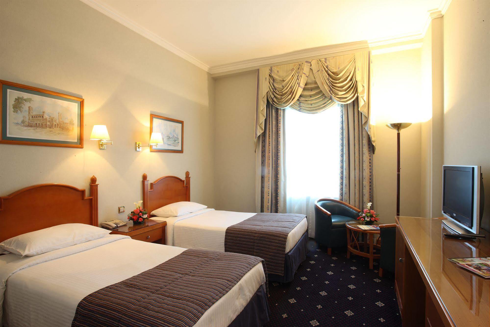 Sea View Hotel Dubai Bagian luar foto