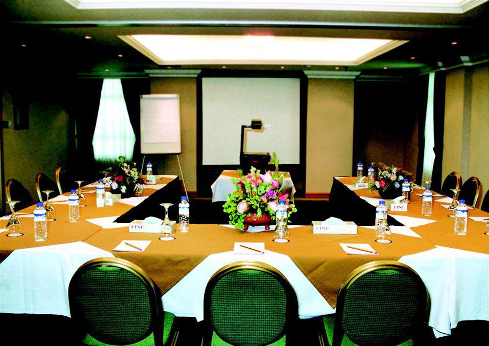 Sea View Hotel Dubai Bagian luar foto